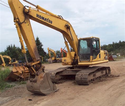 pc200 komatsu excavator specs